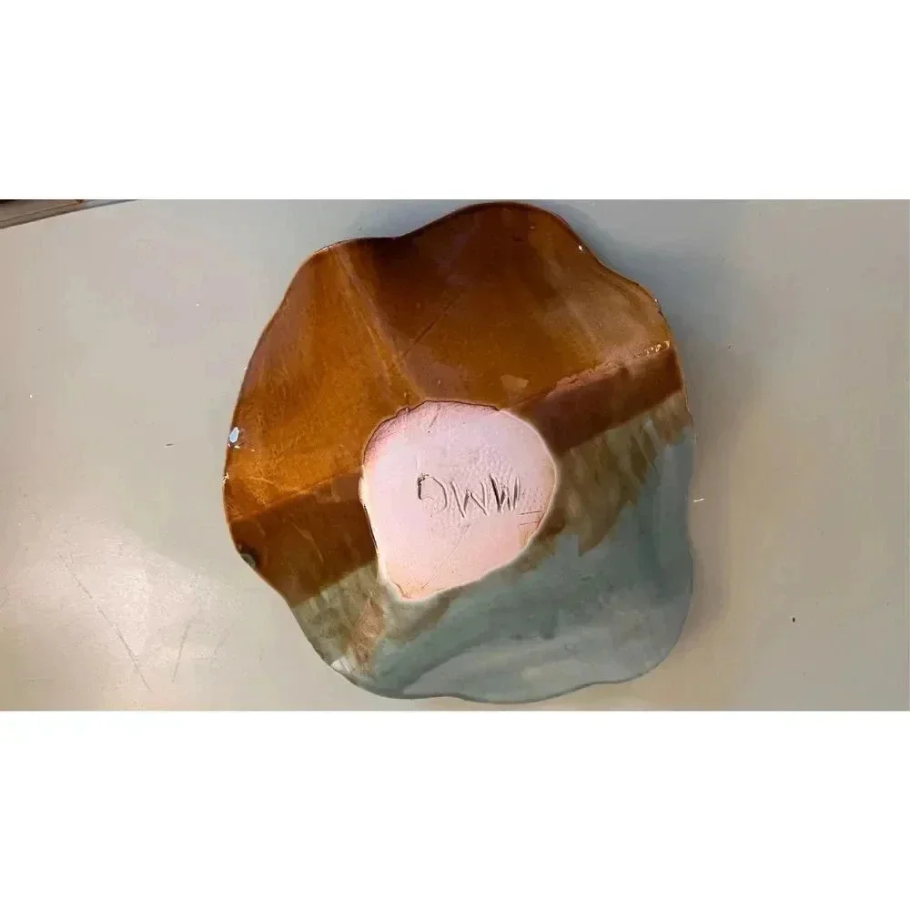 Maurice‎ of Calif 1M-92 Art Pottery Leaf Shape Decor